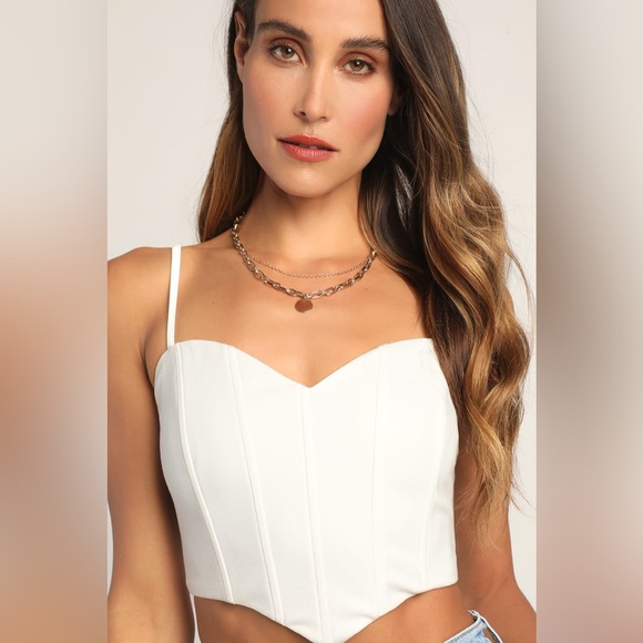 Lulu’s Radiating Romance White Sleeveless Cropped Bustier Top - BNWT - Size M - Picture 1 of 9